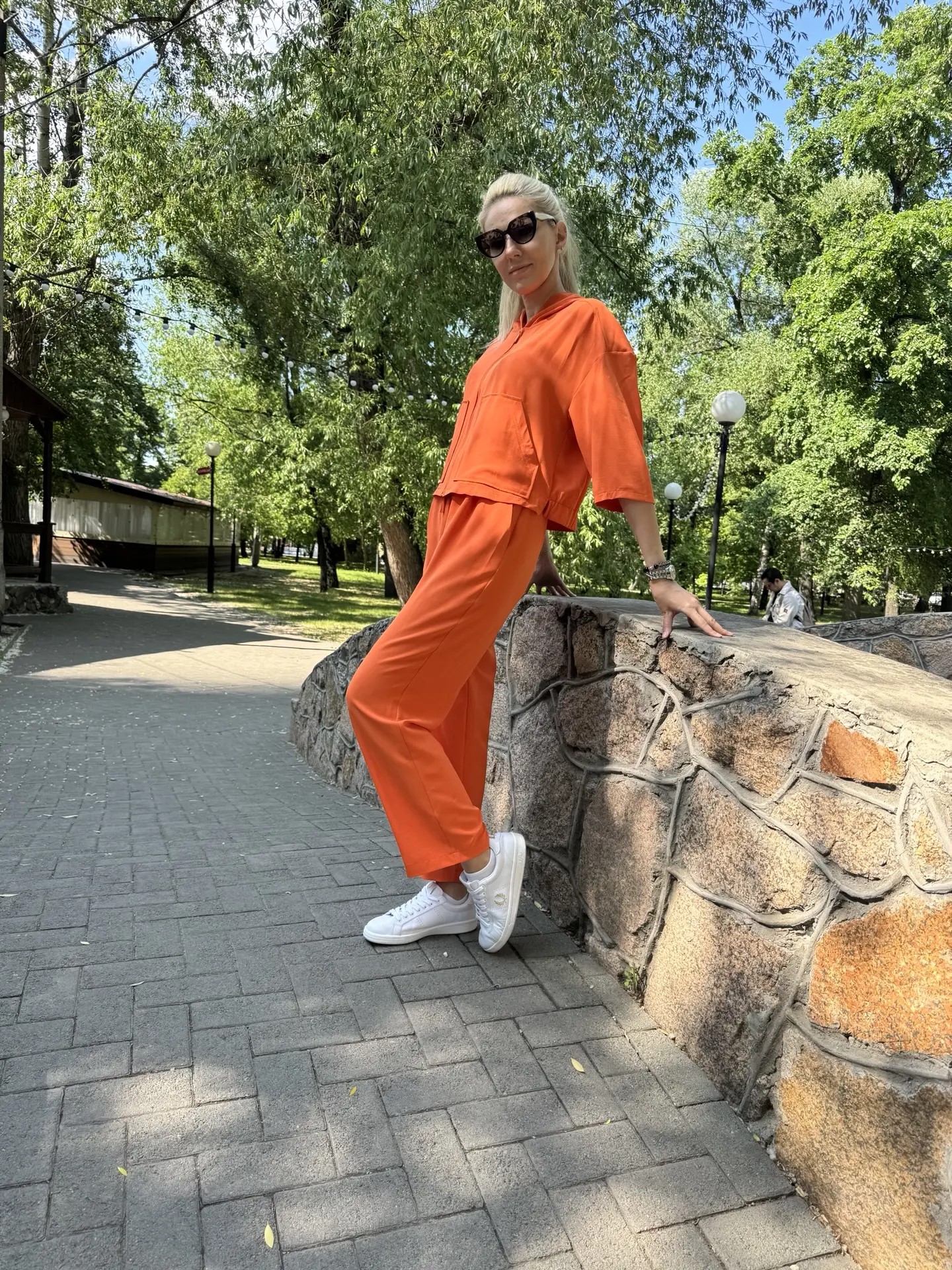 Костюм женский