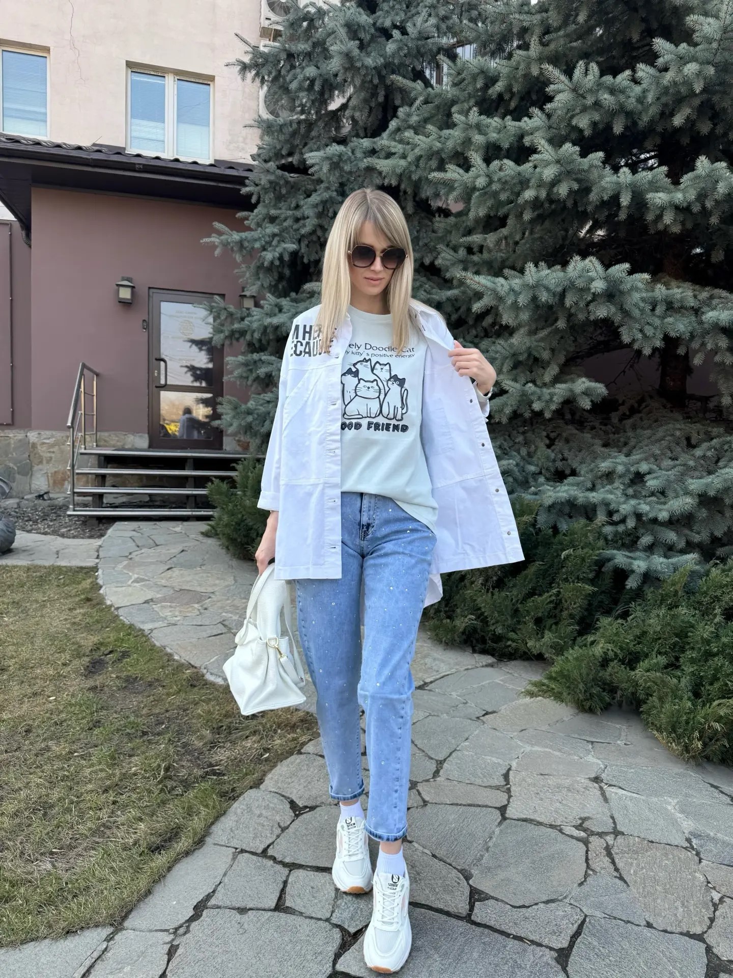 Ветровка женская